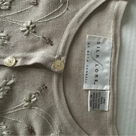 Silk Lore By Beth Terrell Long Sleeve 100% Silk Button Down Cardigans - Picture 5 of 6